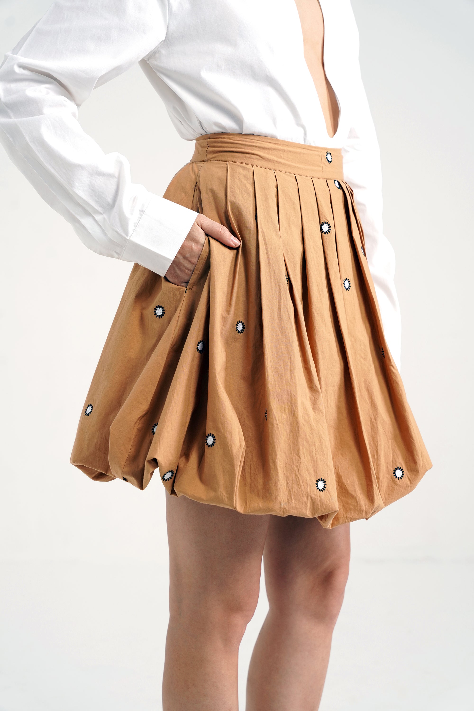 Tess Balloon skirt