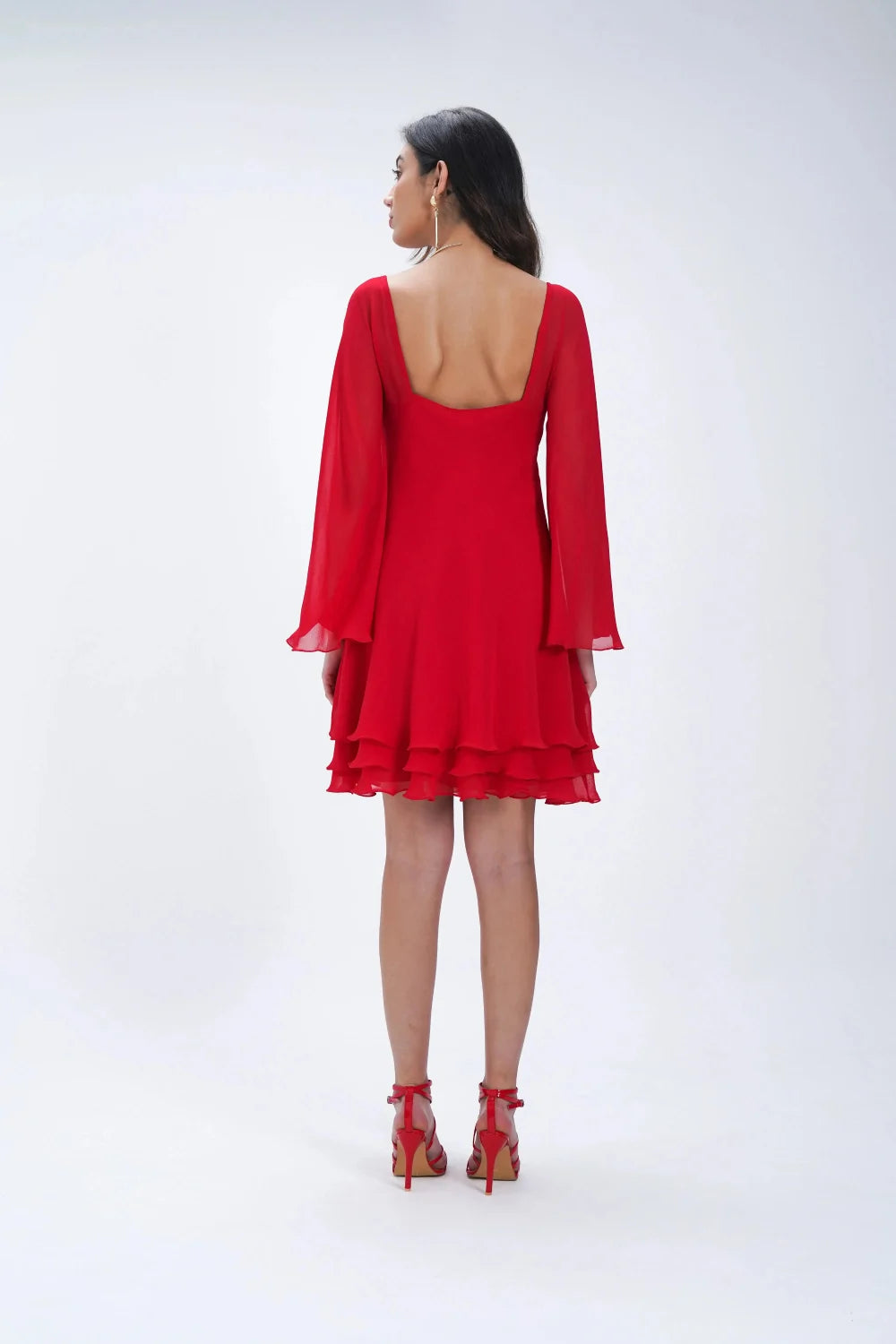 Robe courte à volants romantique en georgette